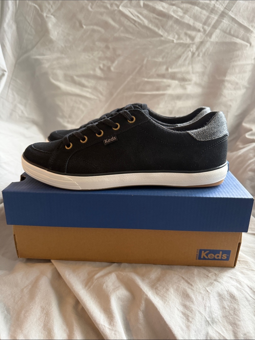 Keds Center III Black Suede Low-Top Sneakers with White Sole - Size 7.5 M